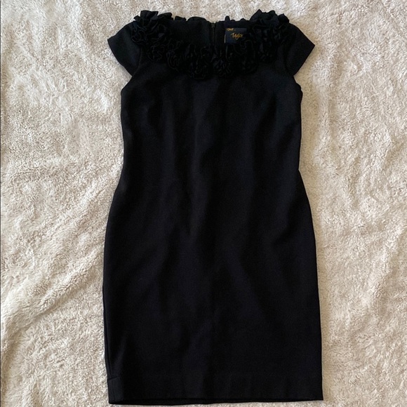 Elegant Just Taylor Black Dress - Picture 1 of 7